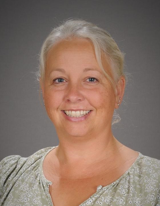 Mrs E. Mason Image